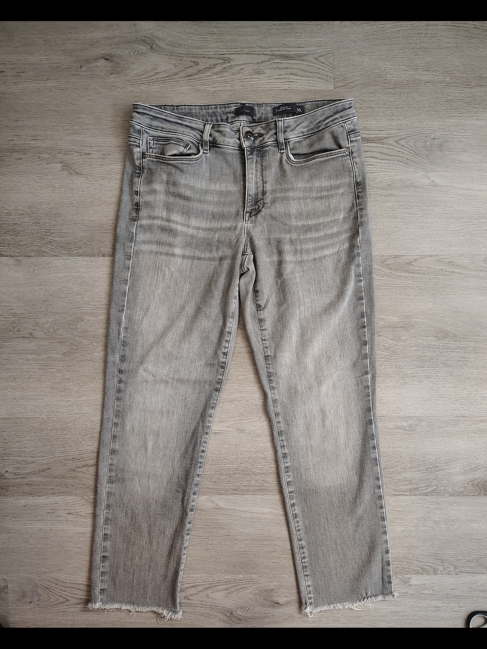 J. Jill Gray Washed Ankle Crop Jeans. Size 10T. Waist - 32 Inches